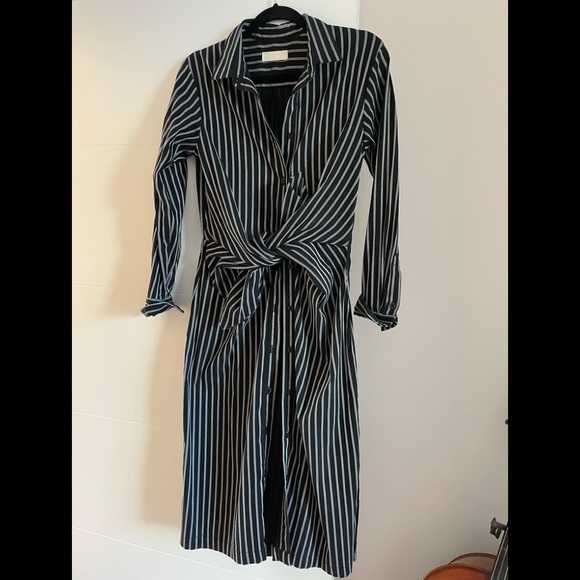 Dresses & Skirts - Stretchy Pinstripe Tiefront Shirt Dress